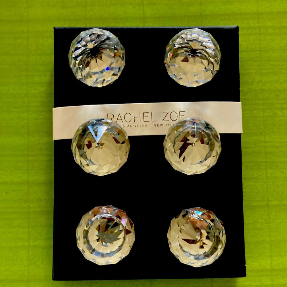 Rachel Zoe Set 6 knobs with  silver base.